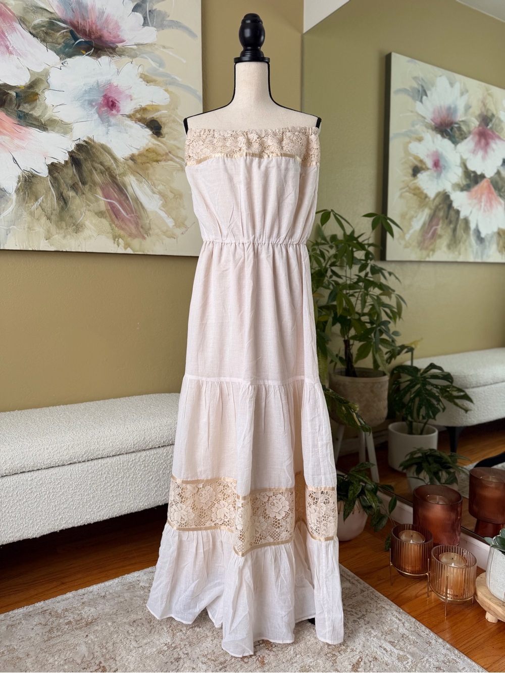** NWOT ** Boho Lace-Trim Strapless Maxi Dress in Cream